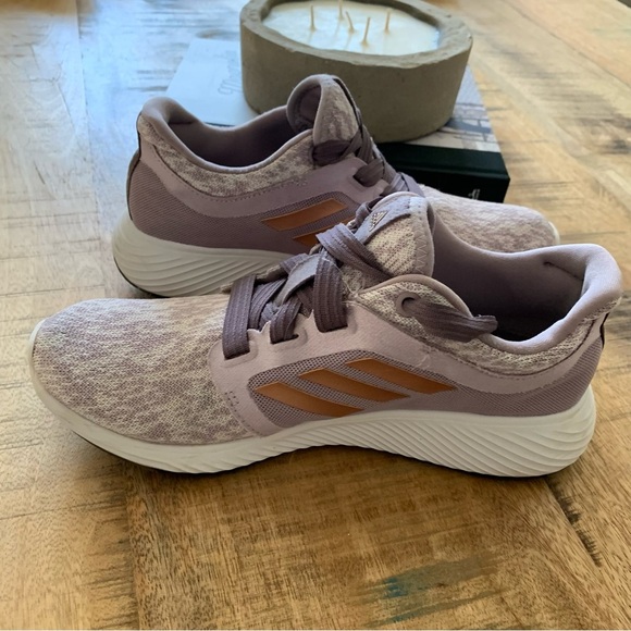 Adidas Women's Edge Lux 3 Running Shoe Soft Vision Copper metallic Vision Sz 7.5 - Picture 3 of 12